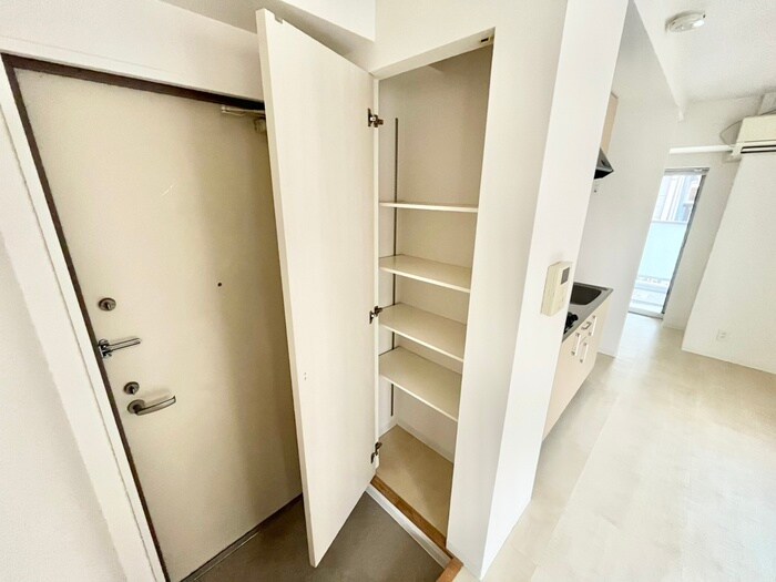 物件内観写真17　(靴箱)