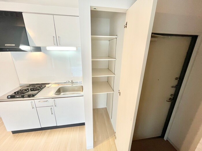 物件内観写真18　(靴箱)