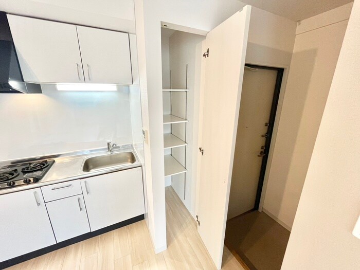 物件内観写真18　(靴箱)