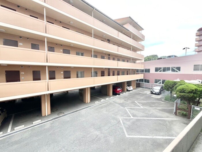 物件内観写真20　(室内からの展望)