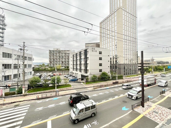 物件内観写真20　(室内からの展望)