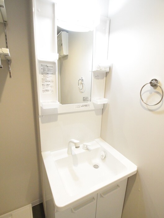 物件内観写真15　(洗面)