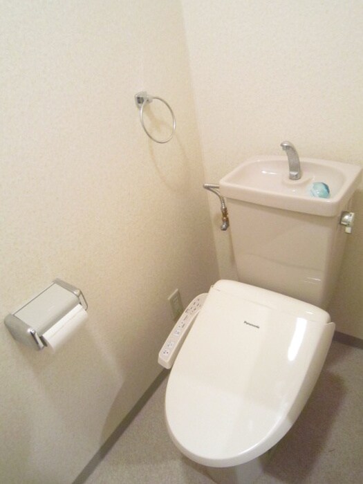 物件内観写真13　(トイレ)