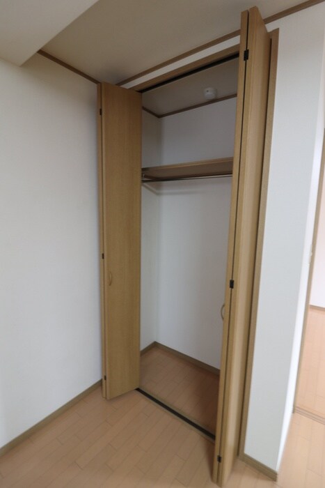 物件内観写真10　(収納)