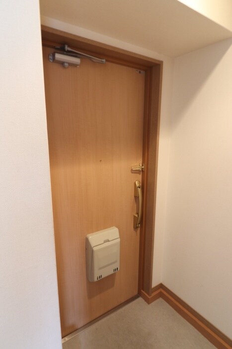 物件内観写真15　(玄関)