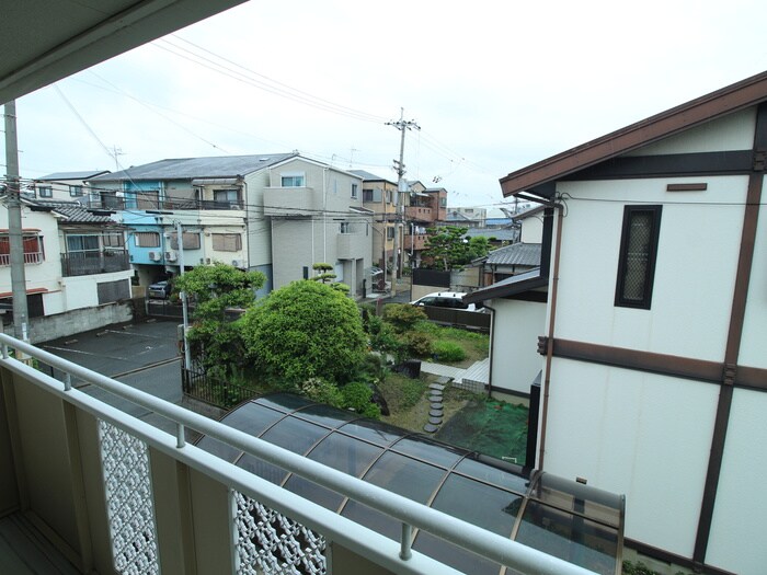 物件内観写真22　(室内からの展望)