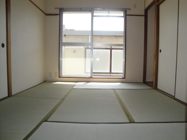 物件内観写真7　(居室)