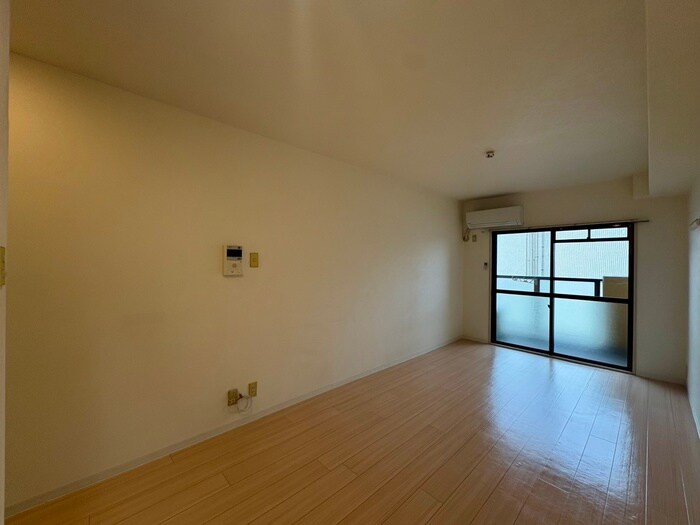 物件内観写真5　(居室)