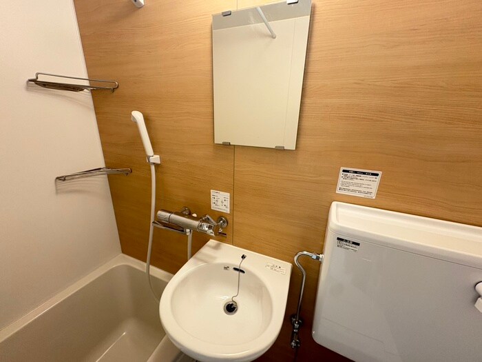 物件内観写真9　(洗面)