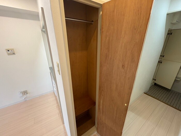 物件内観写真10　(収納)