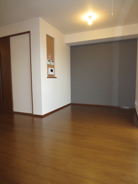 物件内観写真6　(居室)