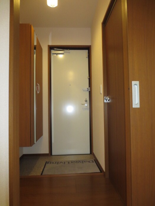 物件内観写真10　(玄関)