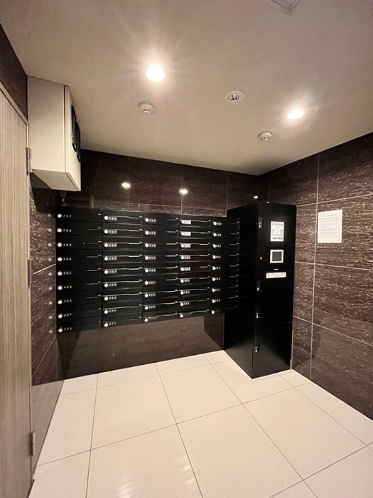 物件外観写真4　(建物設備)