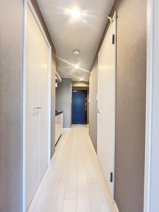 物件内観写真13　(廊下)