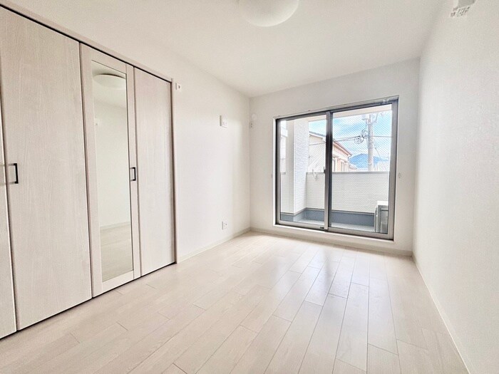 物件内観写真9　(居室)