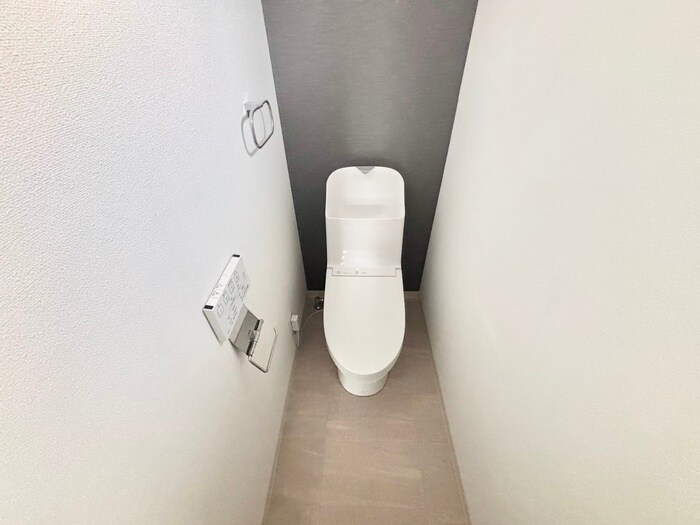 物件内観写真16　(トイレ)