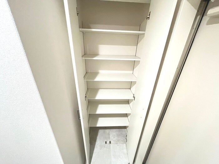 物件内観写真18　(靴箱)