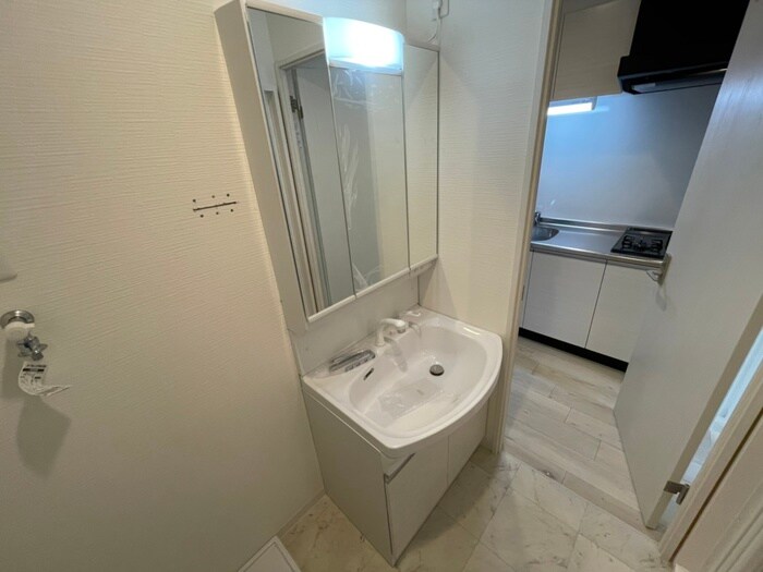 物件内観写真12　(洗面)