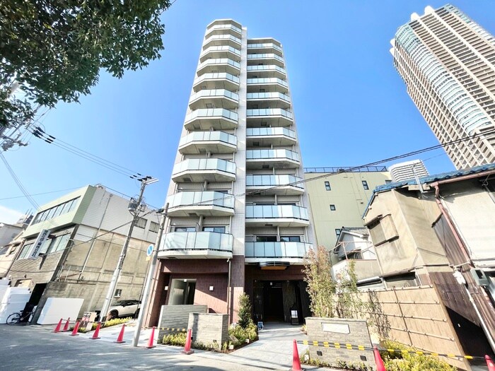 物件外観写真5　(エントランス部分)