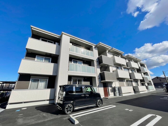 物件外観写真6　(外観写真)