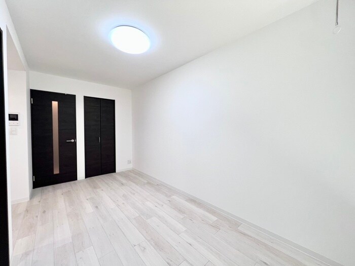 物件内観写真9　(居室)