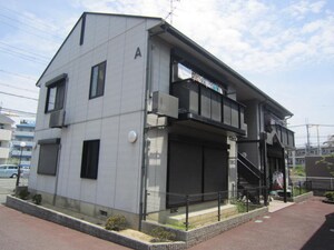 ラ　メゾン　プルミエ　Ａ棟外観写真