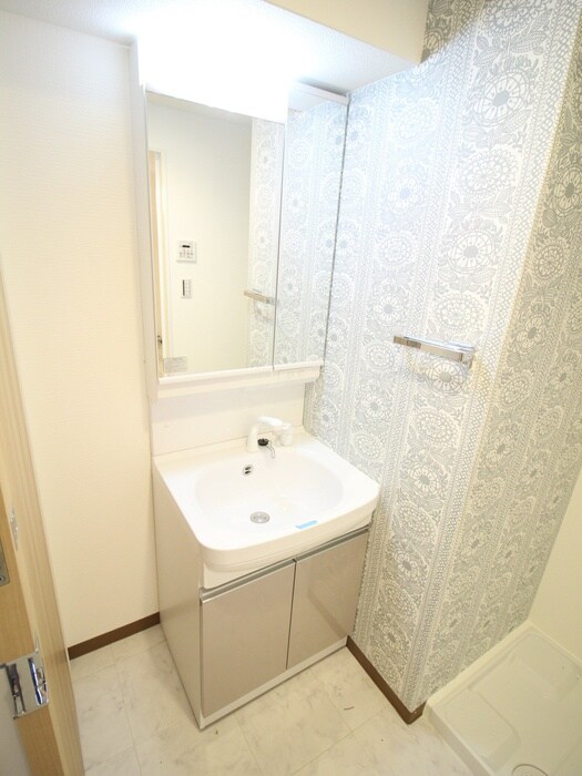 物件内観写真15　(洗面)