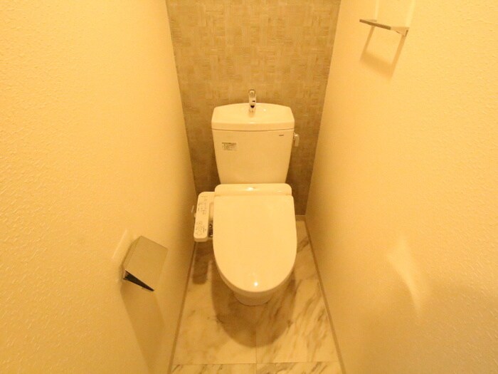 物件内観写真10　(トイレ)