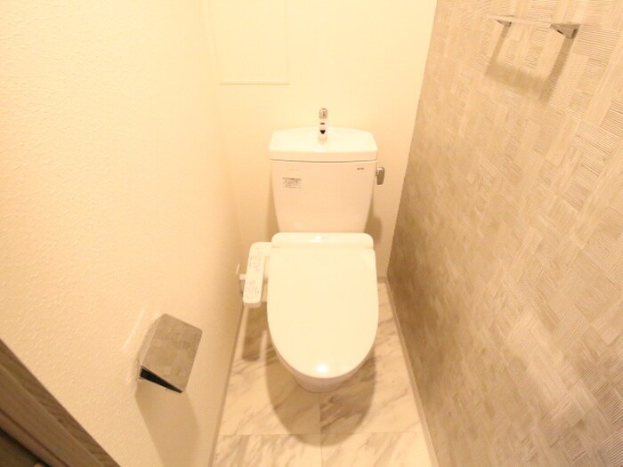 物件内観写真10　(トイレ)