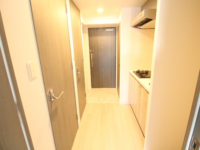 物件内観写真19　(廊下)