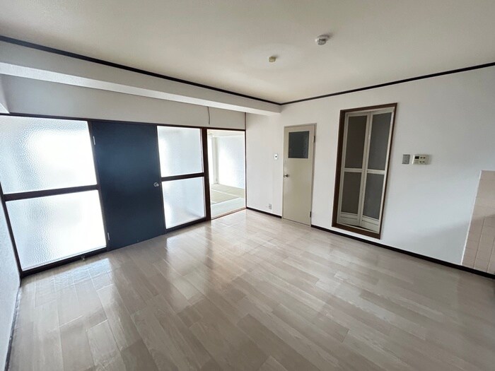 物件内観写真22　(居室)