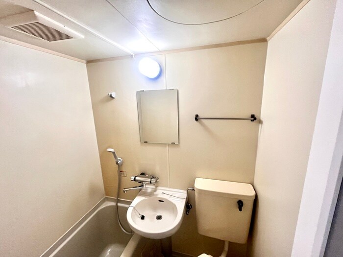 物件内観写真11　(洗面)