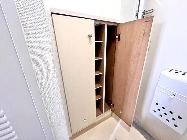 靴箱