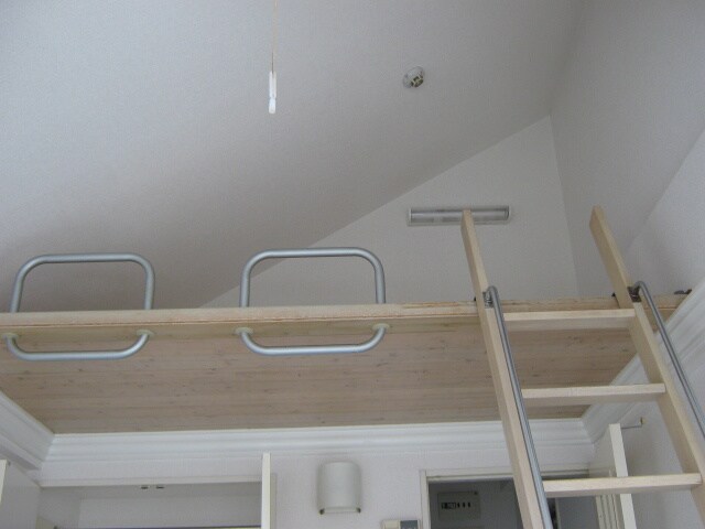 物件内観写真9　(廊下)