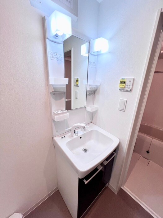 物件内観写真13　(洗面)