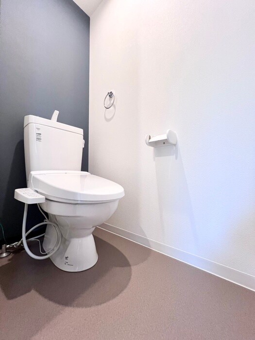 物件内観写真15　(トイレ)