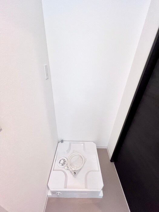 物件内観写真15　(洗濯機置場)