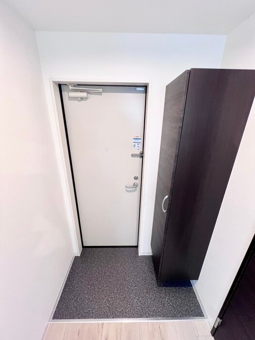 物件内観写真16　(玄関)