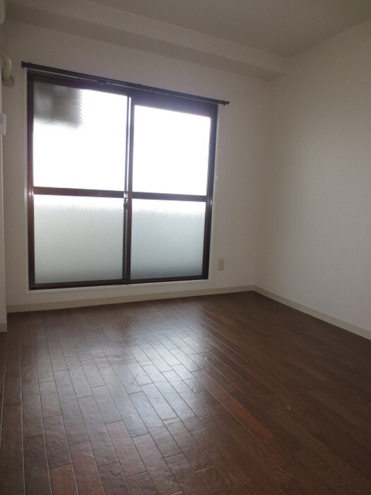 物件内観写真11　(居室)