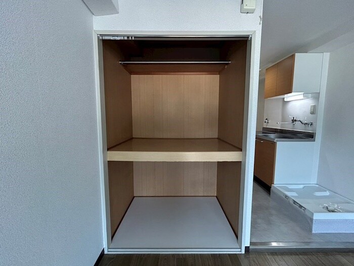 物件内観写真9　(収納)