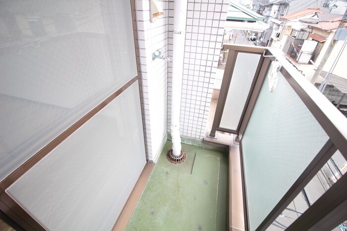 物件内観写真17　(洗濯機置場)