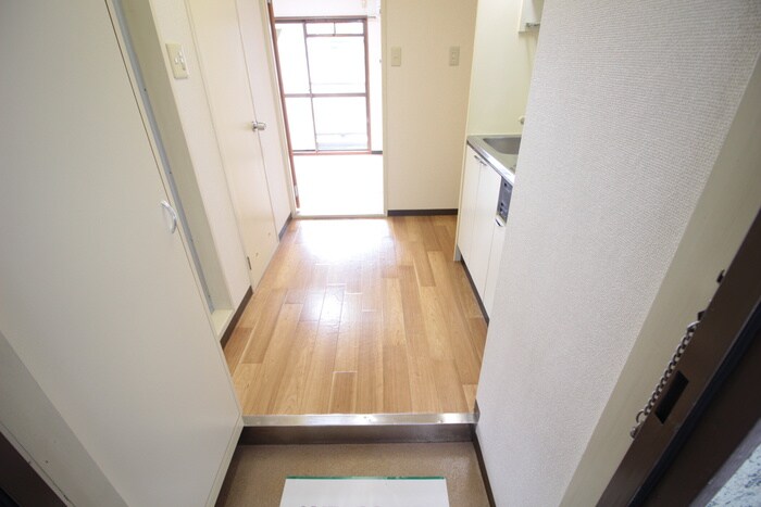 物件内観写真20　(玄関)