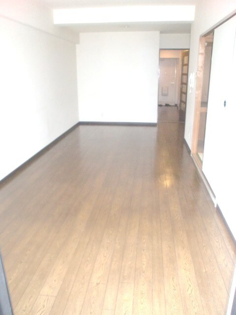 物件内観写真4　(居室)