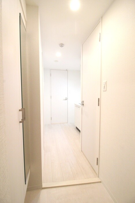 物件内観写真18　(廊下)