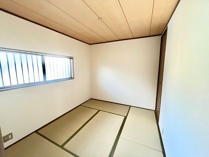 物件内観写真11　(居室)