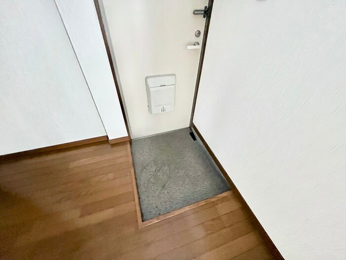 物件内観写真18　(廊下)