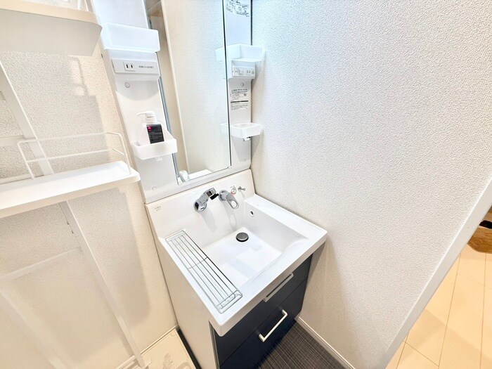 物件内観写真10　(洗面)