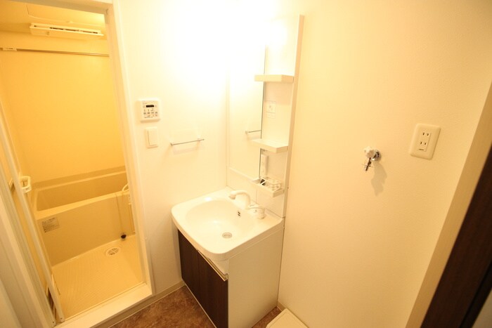 物件内観写真12　(洗面)