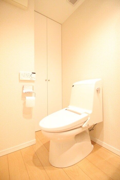 物件内観写真11　(トイレ)