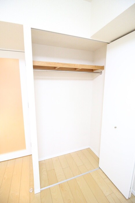 物件内観写真12　(収納)